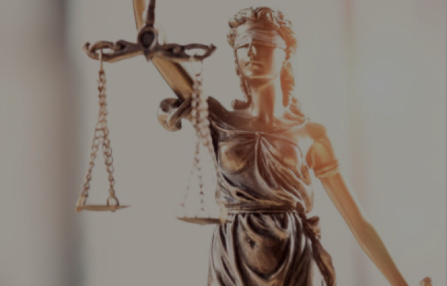 Legal statue representing federal and state drug charges and the differences between them.